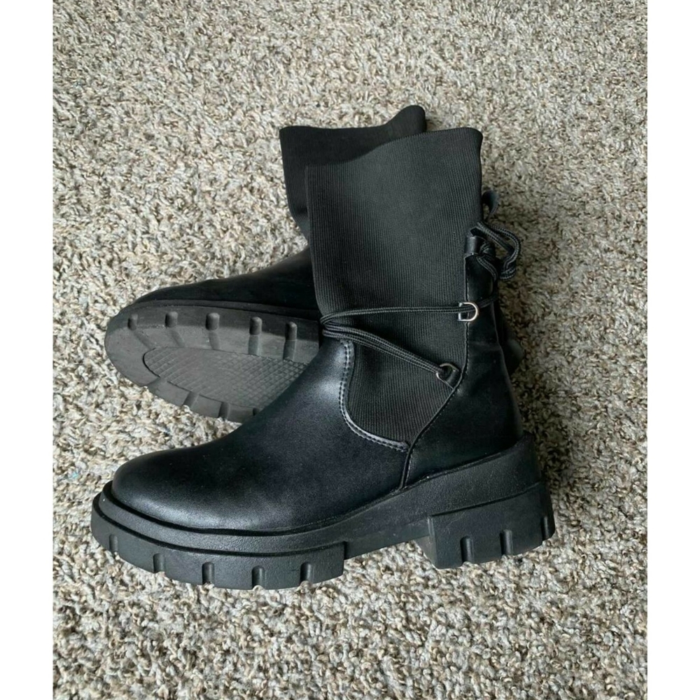 Black Boots